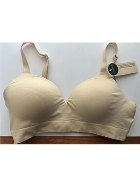 Truekind Supportive Comfort Wireless Shaping Bra Shapermint Medium New With Tags
